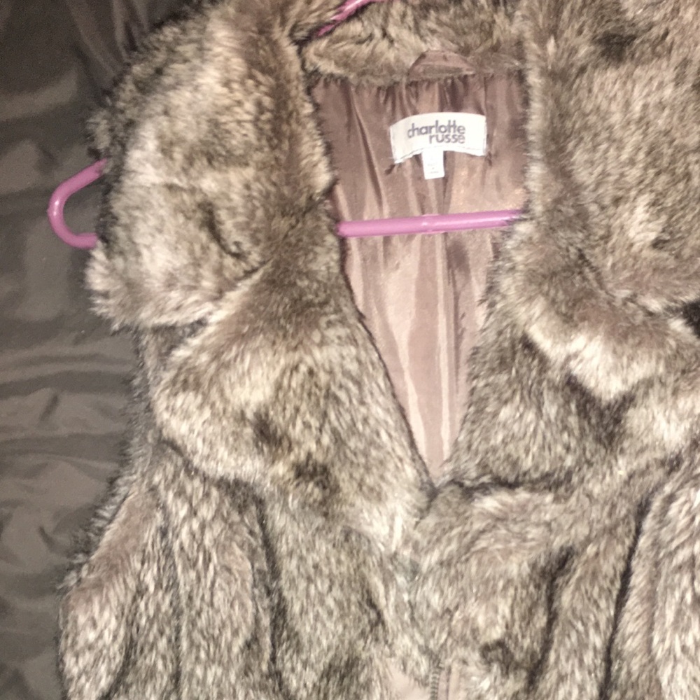 Charlotte Russe fur vest